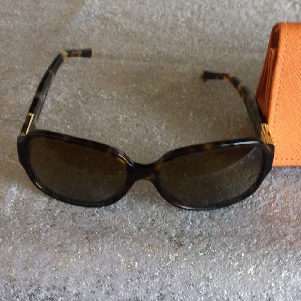 Sold Tory Burch Gold/Tortoise sunglasses